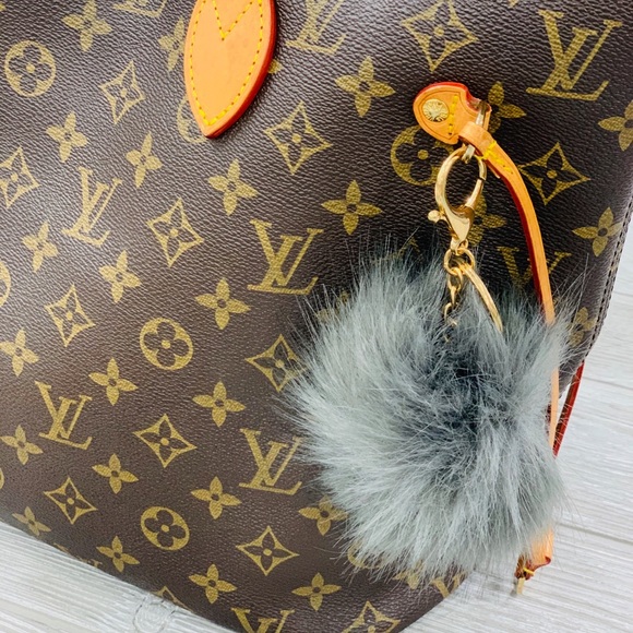 GOING GOING GONE PUFF KEY CHAIN-DARK GREY - Picture 2 of 3